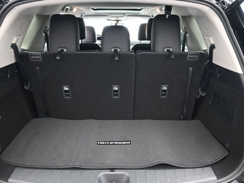 New 2026 Nissan Pathfinder SL w/ SL Premium Package image 29