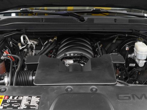 Used 2019 GMC Yukon XL Denali w/ Open Road Package AWD/4WD image 37