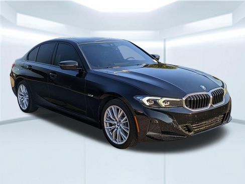 Used 2023 BMW 330e w/ Driving Assistance Package RWD image 7