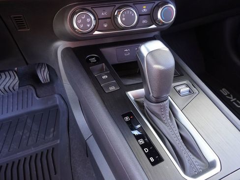 New 2026 Nissan Kicks S image 18