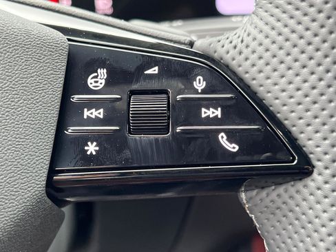 New 2026 Audi SQ5 Prestige AWD/4WD image 19