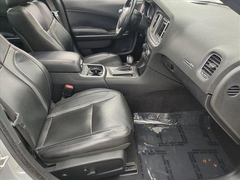 Used 2022 Dodge Charger SXT w/ Leather Interior Group image 22