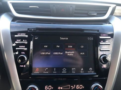 Used 2018 Nissan Murano SV image 47