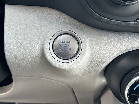 New 2026 Hyundai Venue SEL image 20