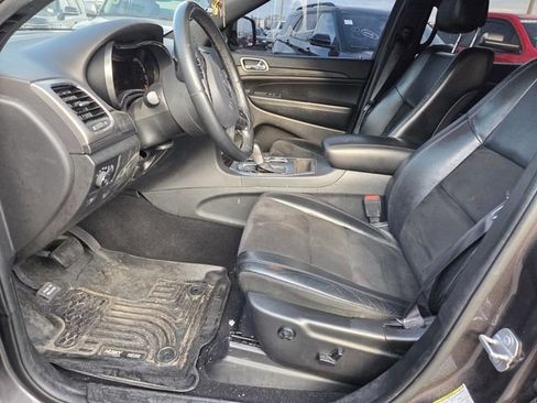 Used 2019 Jeep Grand Cherokee Altitude image 4