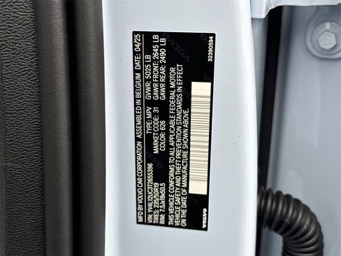 New 2026 Volvo XC40 B5 Plus w/ Protection Package Premier image 28