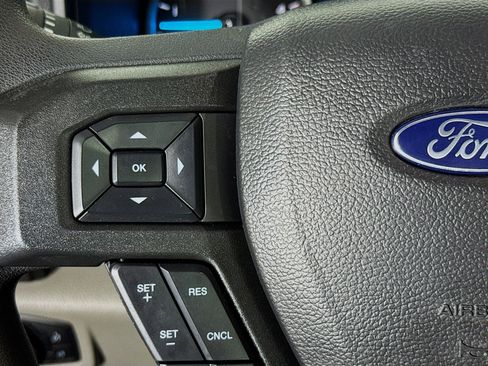 Used 2022 Ford F350 XLT w/ XLT Premium Package image 13