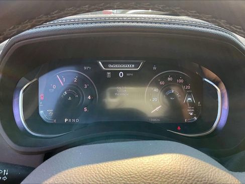Used 2025 RAM 2500 Laramie AWD/4WD image 19