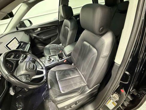 Used 2018 Audi Q5 2.0T Premium Plus w/ Premium Plus Package image 19
