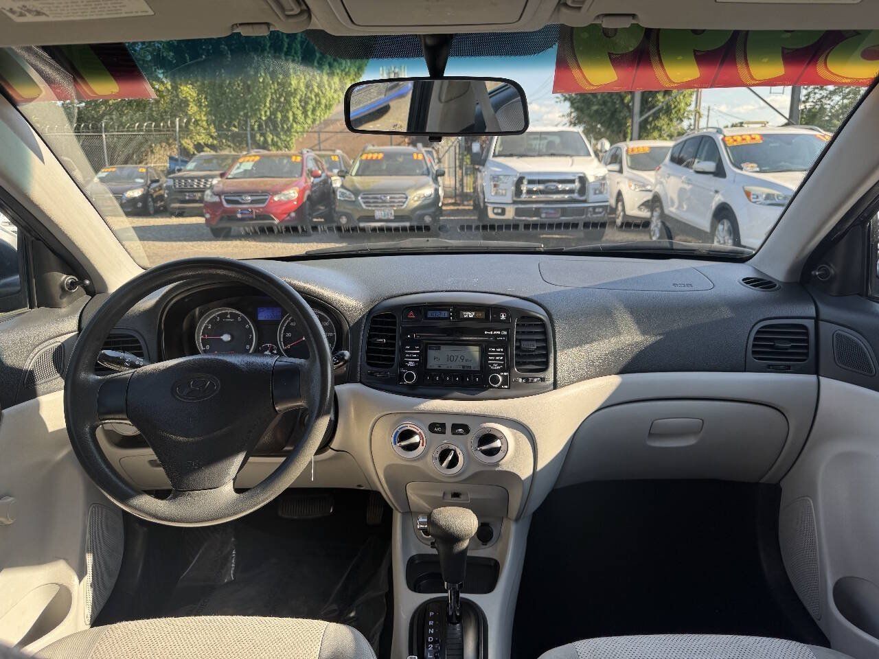 Used 2011 Hyundai Accent GLS FWD image 10