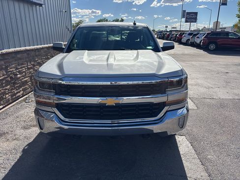 Used 2017 Chevrolet Silverado 1500 LT w/ All Star Edition AWD/4WD image 3