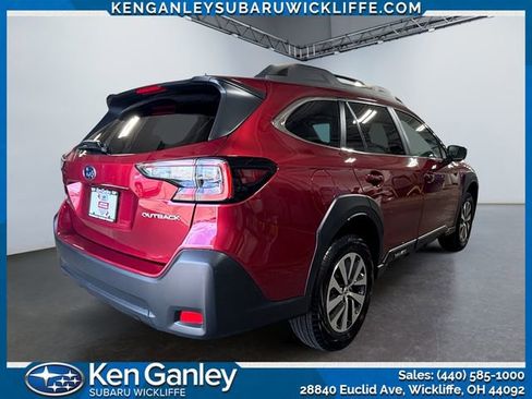 Certified 2025 Subaru Outback Premium AWD/4WD image 5