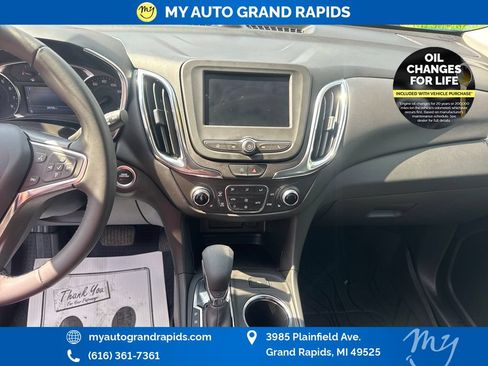Used 2024 Chevrolet Equinox LT w/ LPO, Floor Liner Package AWD/4WD image 19