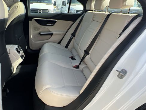 New 2025 Mercedes-Benz C 300 4MATIC Sedan image 23