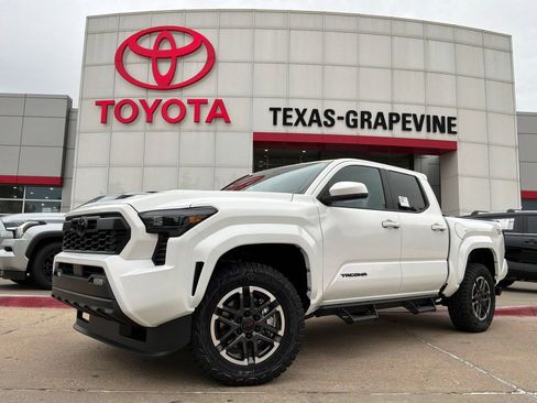 New 2026 Toyota Tacoma TRD Sport AWD/4WD image 2