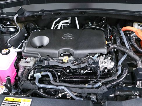 Used 2025 Toyota Grand Highlander AWD Hybrid image 33
