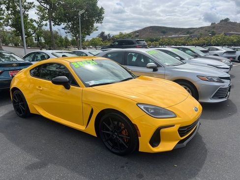 Used 2026 Subaru BRZ Series.Yellow RWD image 2