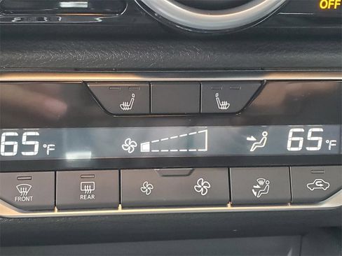 Certified 2024 Nissan Sentra SR image 31