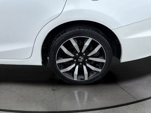 Used 2015 Honda Civic EX-L image 32
