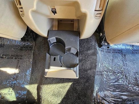 Used 2002 Chevrolet Avalanche 2WD w/ Convenience Pkg image 17