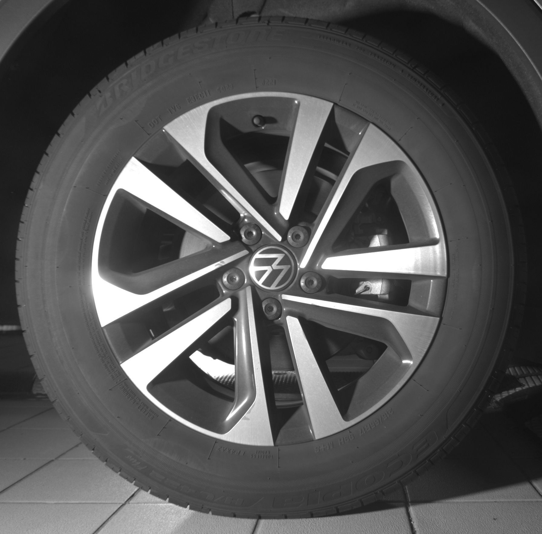 Used 2024 Volkswagen Tiguan S FWD image 31