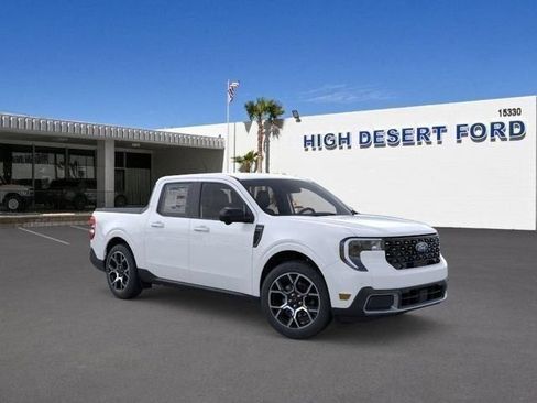 New 2025 Ford Maverick Lariat w/ 4K Tow Package AWD/4WD image 7