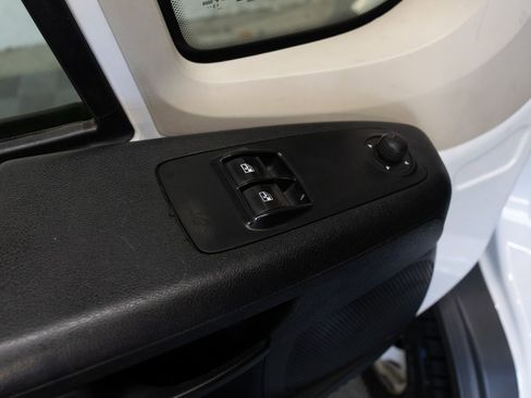 Used 2014 RAM ProMaster 3500 w/ Premium Appearance Group image 18