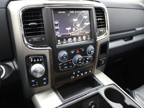 Used 2013 RAM 1500 Laramie w/ Convenience Group image 22
