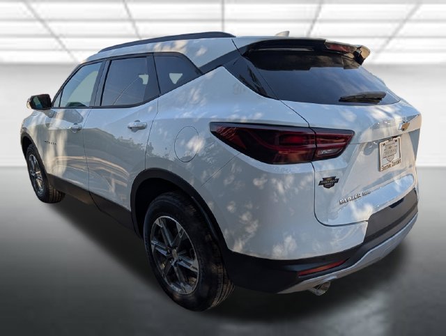 New 2026 Chevrolet Blazer LT w/ LPO, Floor Liner Package AWD/4WD image 2