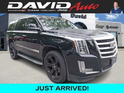 Used 2016 Cadillac Escalade Luxury