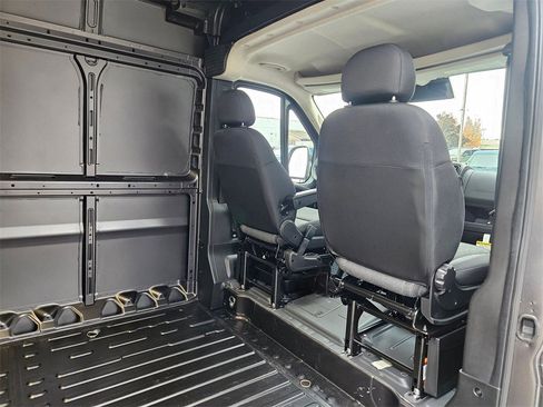 New 2026 RAM ProMaster 2500 w/ Convenience Group image 18
