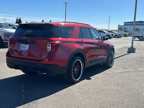 Certified 2022 Ford Explorer ST AWD/4WD image 3