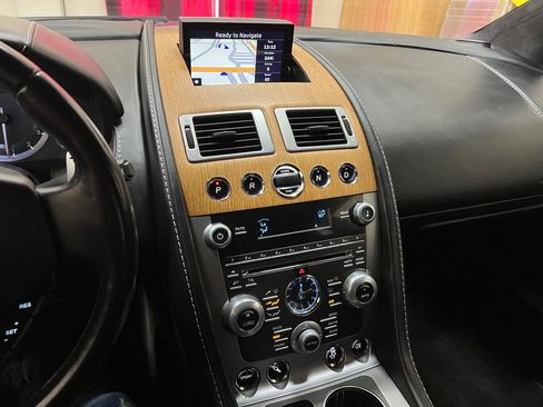 Used 2015 Aston Martin Rapide S image 21