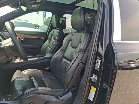 Used 2017 Volvo XC90 T8 Excellence AWD/4WD image 13