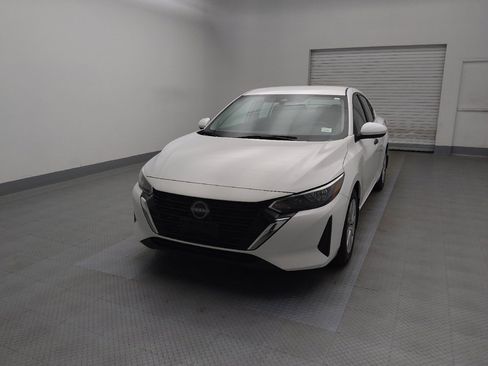 Used 2024 Nissan Sentra S image 15