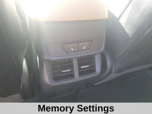 New 2026 Chevrolet Equinox ACTIV w/ Convenience Package III image 7