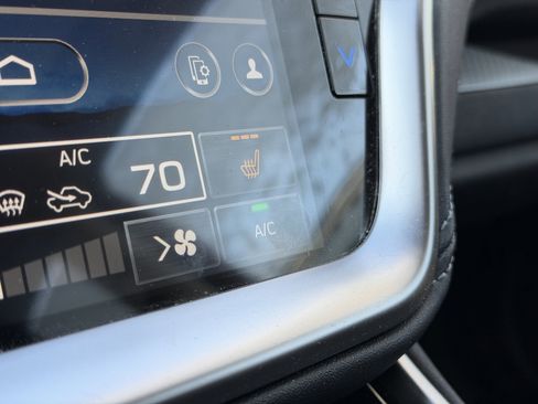 Used 2023 Subaru Legacy Premium image 4