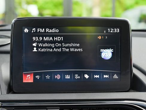 Used 2018 MAZDA MX-5 Miata RF Grand Touring image 23