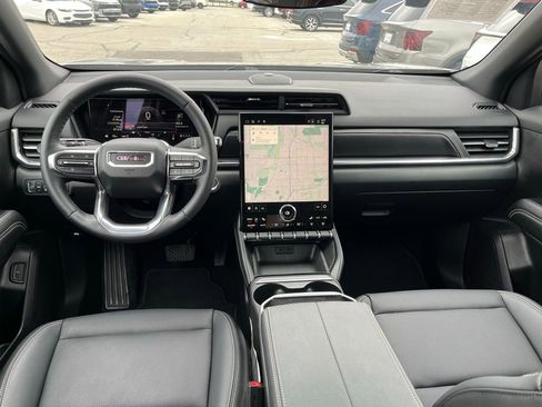 Used 2026 GMC Terrain Elevation w/ Elevation Premium Package image 16