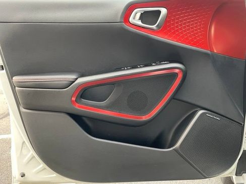 Used 2025 Kia Soul GT-Line w/ GT-Line Technology Package FWD image 9