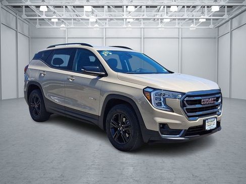 Certified 2023 GMC Terrain AT4 AWD/4WD image 4