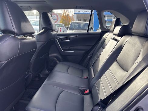 Used 2023 Toyota RAV4 XLE Premium image 13