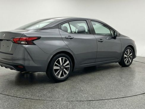 Used 2025 Nissan Versa SV image 9