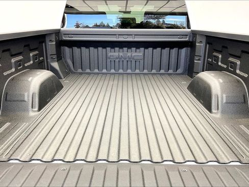 New 2026 GMC Sierra 1500 SLT w/ SLT Premium Package image 11