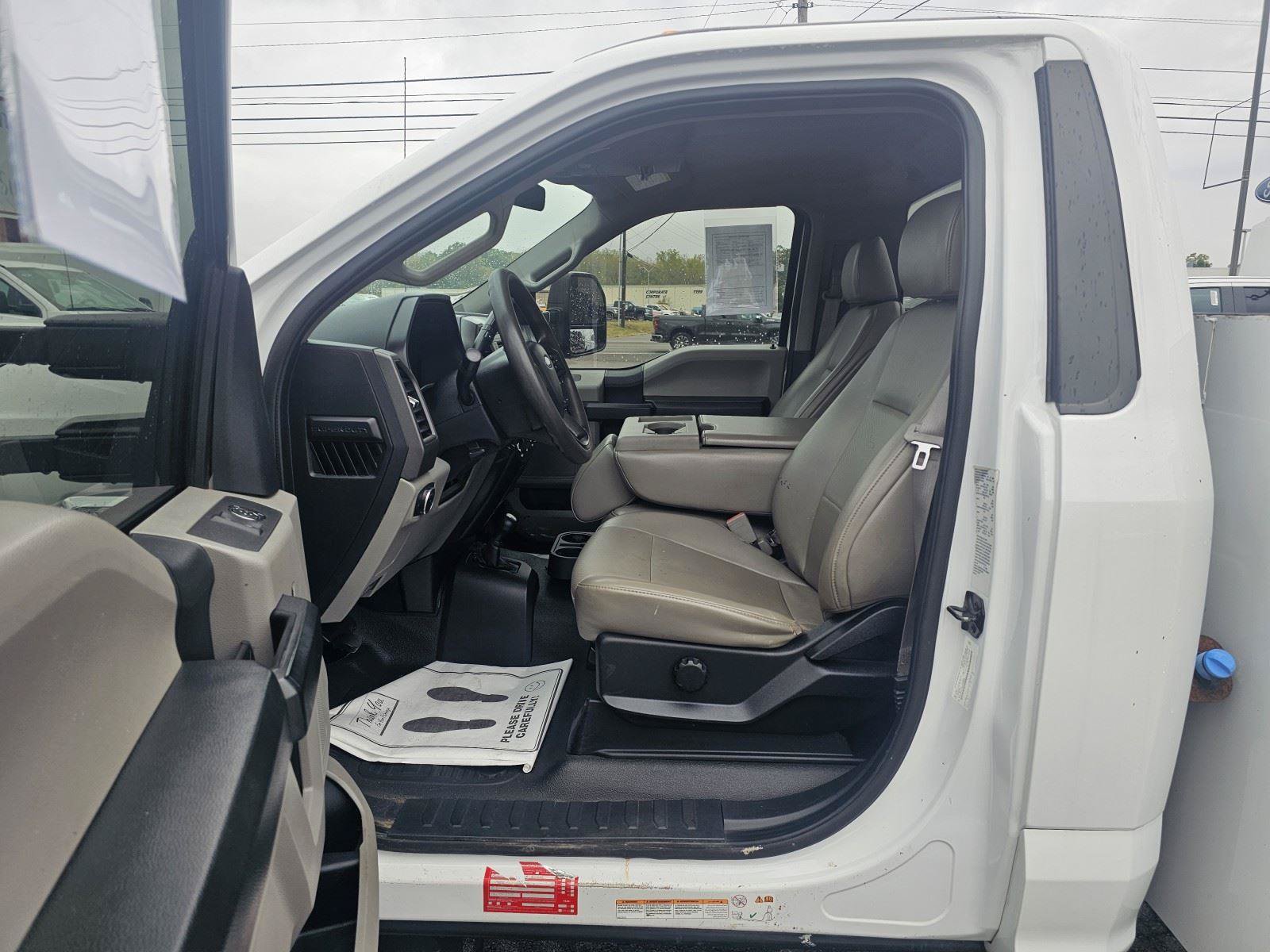 Used 2019 Ford F550 4x4 Regular Cab Super Duty image 28