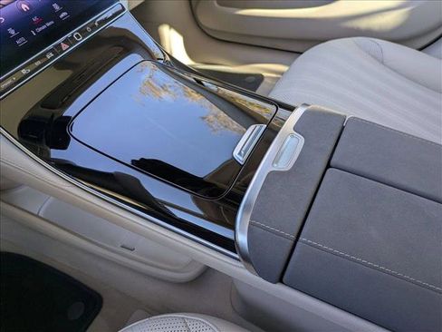 Used 2023 Mercedes-Benz EQS 450+ Sedan image 12