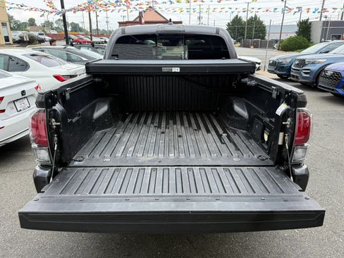 Used 2020 Toyota Tacoma TRD Pro AWD/4WD image 33