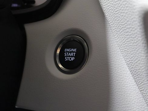Used 2026 Toyota Corolla SE FWD image 23