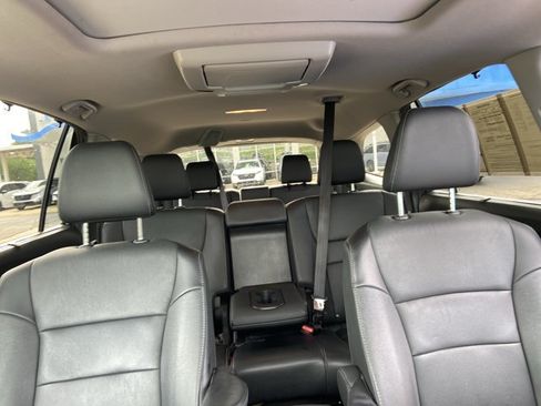 Used 2021 Honda Pilot Touring image 19