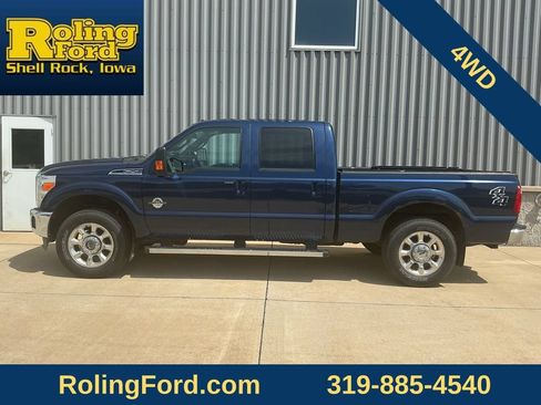 Used 2011 Ford F250 Lariat w/ Lariat Interior Pkg AWD/4WD image 2